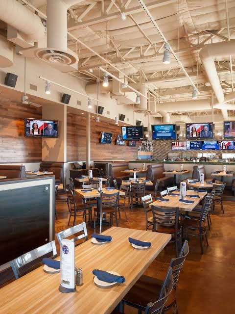 Blue 32 Sports Grill